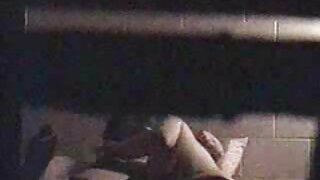 المغري الهواة يلعب سكس محارم مدبلج مع بوسها أمام الكاميرا