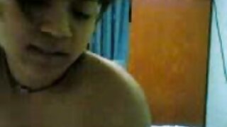 طويل الساقين سمراء مثير تنورة حمالة الصدر تهيمن سكس مترجم محارم على الرجل العاري